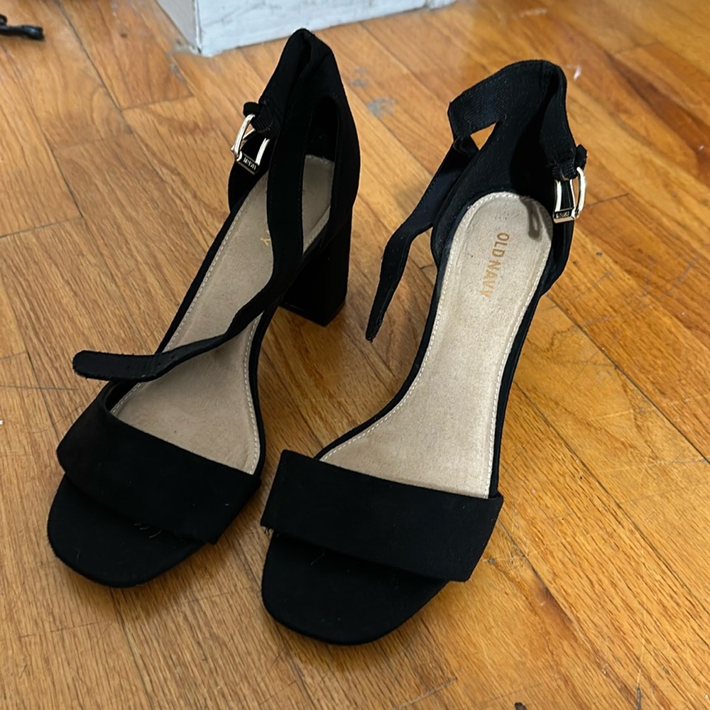 GORG sexy black heels